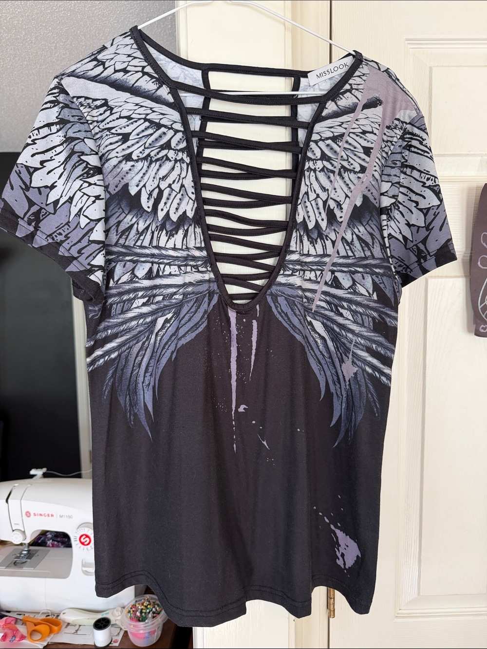 MISSLOOK Black and Gray Wing-Print Ladder-Back Tee